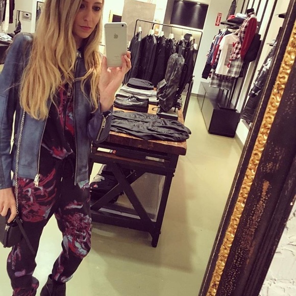 Meet your Posher, Meagan - Picture 7 of 8